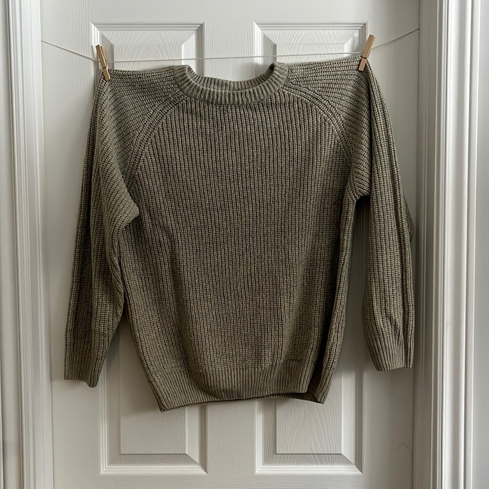 Crew Neck Knit Sweater Light Cream/Grey